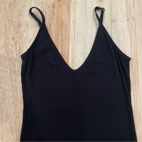Flynn Skye Black Ribbed Knit Midi Dress Size Small - Picture 6 of 9